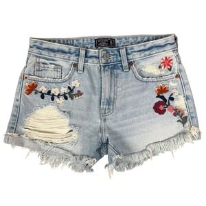 Abercrombie & Fitch Size 00/24 Low Rise Boho Embroidered Distressed Denim Shorts